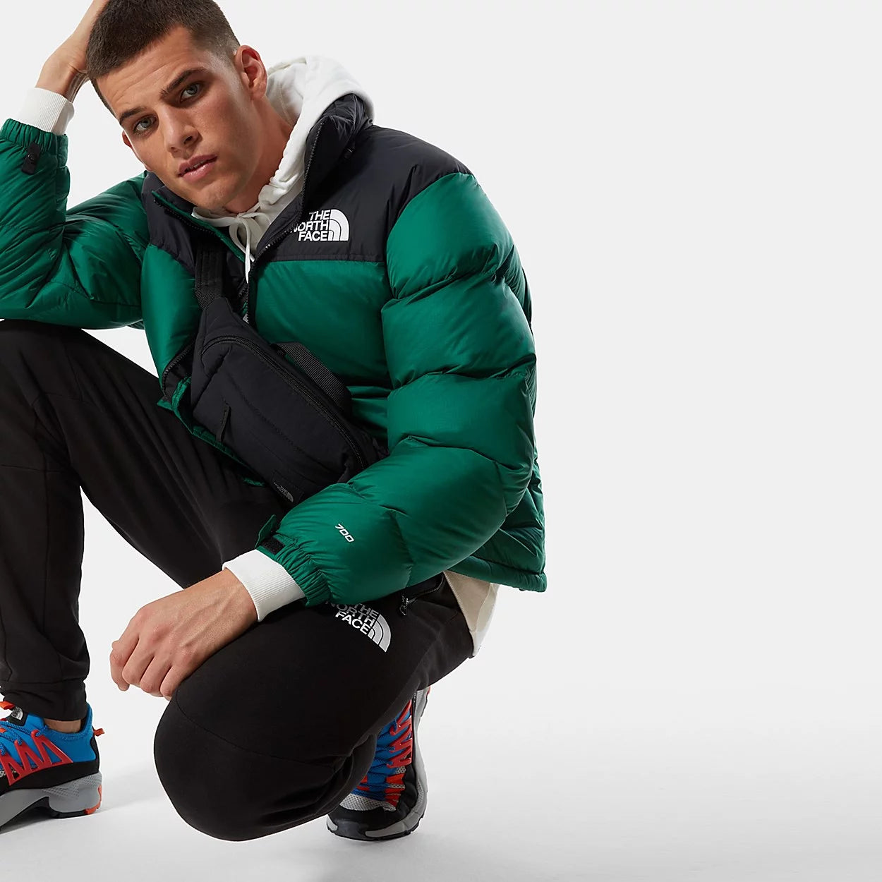 The North Face Women's 1996 Retro Nuptse Jacket - Evergreen / TNF Black